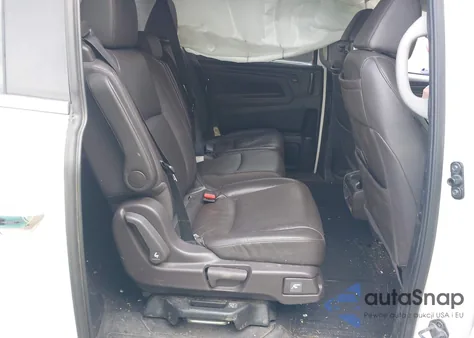 2018 Honda Odyssey Touring из США, поврежденный, VIN 5FNRL6H81JB023530